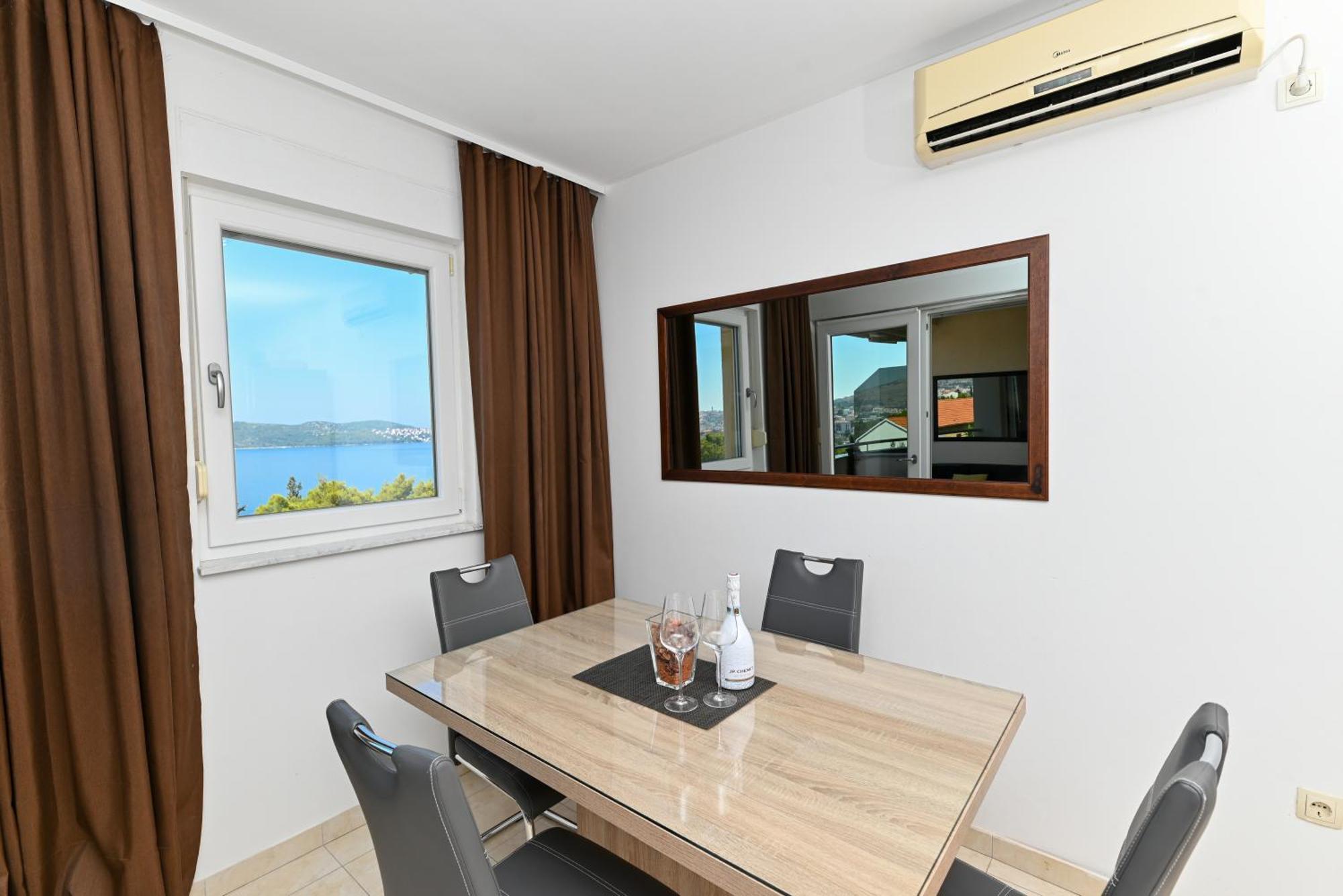 Sunny Place With Sea View Trogir Extérieur photo
